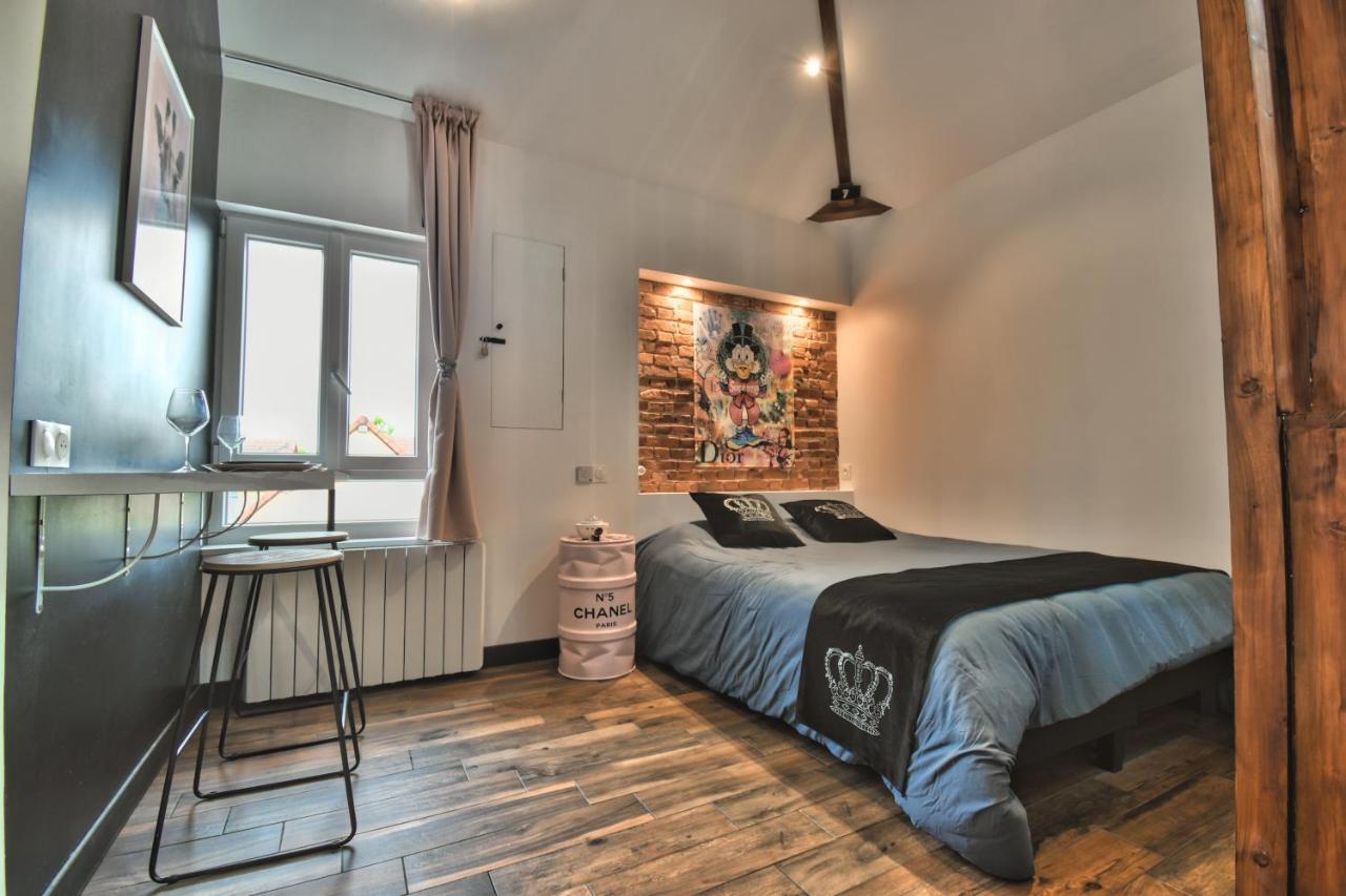 * Le Loft Des Mysteres * Apartment Maintenon Exterior photo